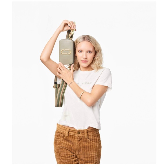 The Colorblock Snapshot - Picture 12 of 13